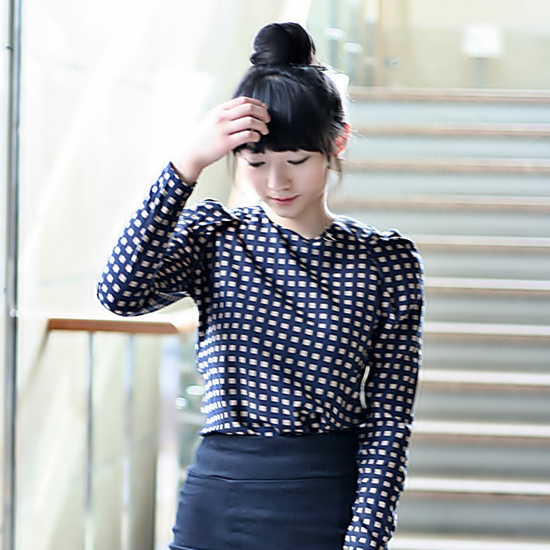 square shirring blouse