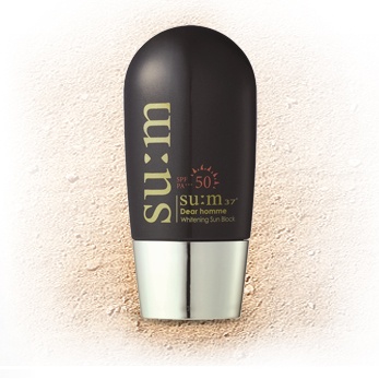 SU:M 37 디어옴므 화이트닝 선블럭