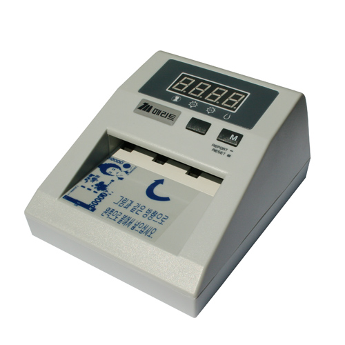위조수표감별기 CD-3000
