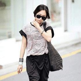 [굿퀄리티!]09690.에스닉 롱 티셔츠/유니크한 디자인,스타일리쉬한 연출