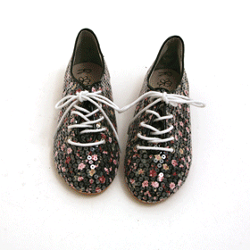 00373. Flower Pattern Shoes 