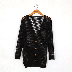 00558. Net long cardigans/깊은 브이넥에 하프 기장으로 굵게 짜여진 그물망 디테일로 시원해보이면서 매력적인 가디건