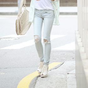 09963.라이트 빈티지 팬츠 PTJ-ST,밝은 블루 톤의 팬츠로 무릎 헤짐 워싱이 포인트! 