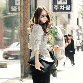 00737 얇은 스트라이프 라운드 T