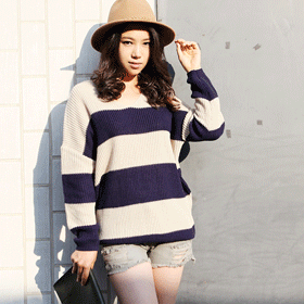 00804 스트라이프 V넥 니트 