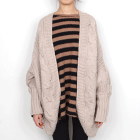 09324 트위스트 디테일 유니크 가오리 가디건 